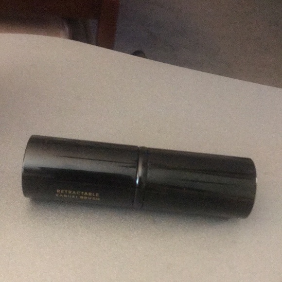 Laura Geller brush - Picture 6 of 6